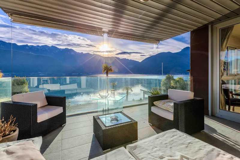 FAVOLOSO 3.5 LOCALI CON ACCESSO PRIVATO AL LAGO A MELIDE, foto 3