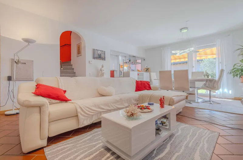 CASA A SCHIERA 4.5 LOCALI CON GIARDINO A LUGANO PAZZALLO, foto 4