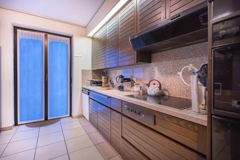 FANTASTICO APPARTAMENTO 4.5 LOC. VISTA LAGO IN COLLINA D'ORO, foto 5