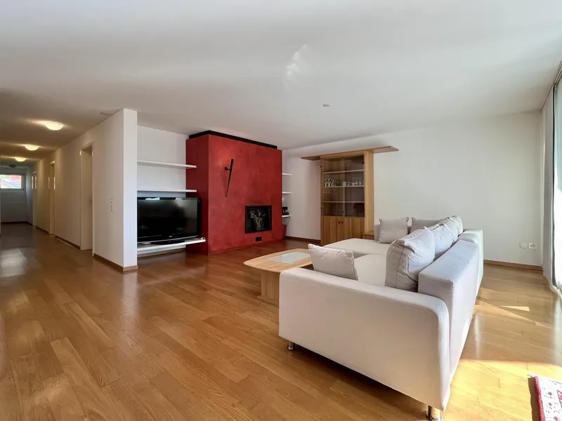 AFFITTASI SPAZIOSO 4.5 LOCALI CON TERRAZZA COPERTA AD ARBEDO, foto 1