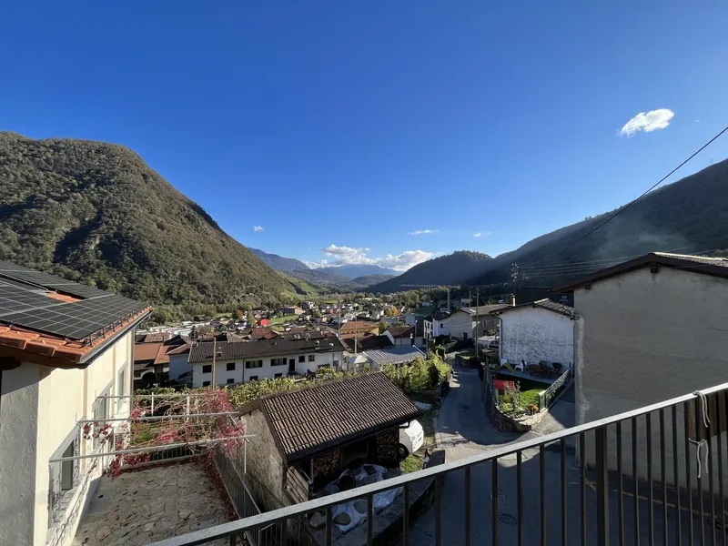 AFFITTASI CASA TICINESE 4 LOCALI RISTRUTTURATA A MEZZOVICO, foto 1