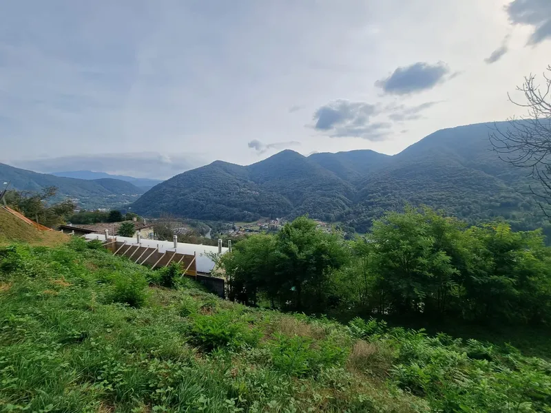 TERRENO EDIFICABILE DI 2567 MQ CON VISTA APERTA A MONTEGGIO, foto 2