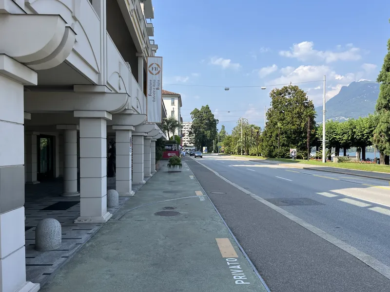 AFFITTASI RINNOVATO E ARREDATO 1.5 LOCALI RIVA LAGO A LUGANO, Foto 13