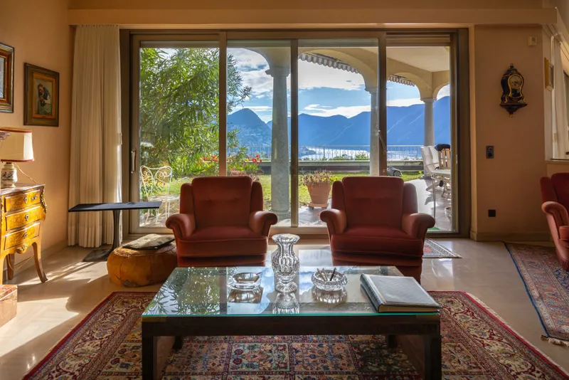 SPLENDIDA VILLA 5.5 LOC. VISTA LAGO CON PISCINA A BREGANZONA, photo 4