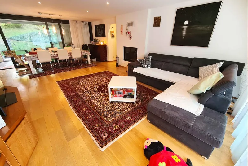 MODERNO 5.5 LOCALI CON GIARDINO E PISCINA A PONTE CAPRIASCA, foto 2