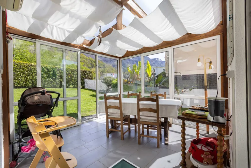 MERAVIGLIOSA VILLETTA 5.5 CON GIARDINO E PISCINA A MAROGGIA, foto 4