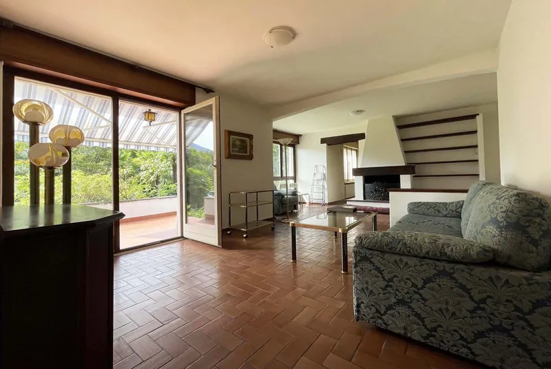 CASA 4.5 LOCALI SU UN UNICO PIANO CON AMPIO TERRENO A MELANO, photo 2