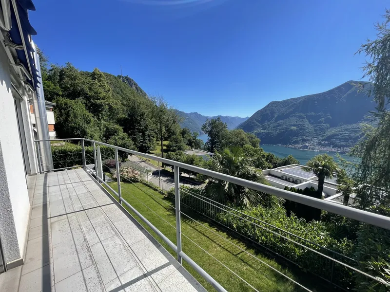 VILLA 4.5 CON SPLENDIDA VISTA LAGO A 10 MINUTI DA LUGANO, foto 12
