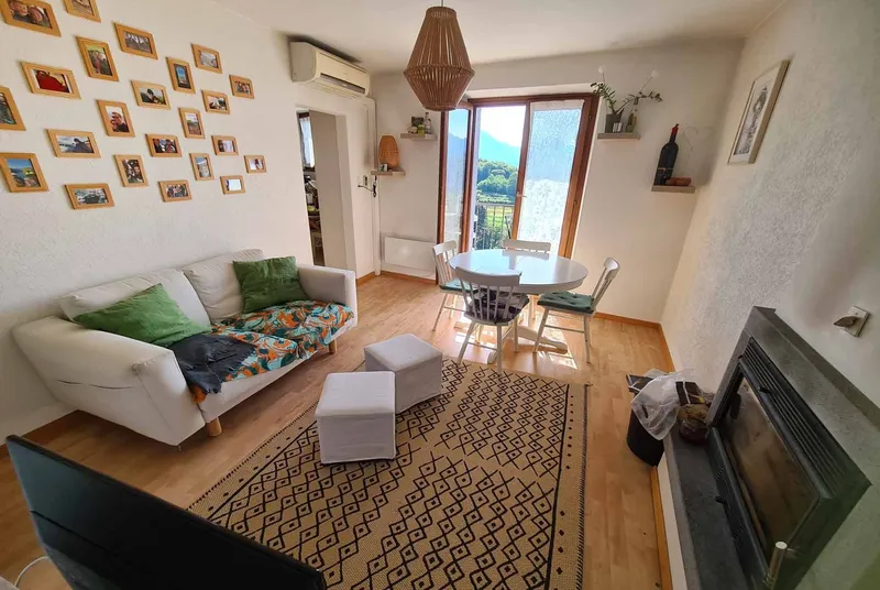 BELLA CASA DI NUCLEO 3.5 CON VISTA E GIARDINO A BIOGGIO, foto 2
