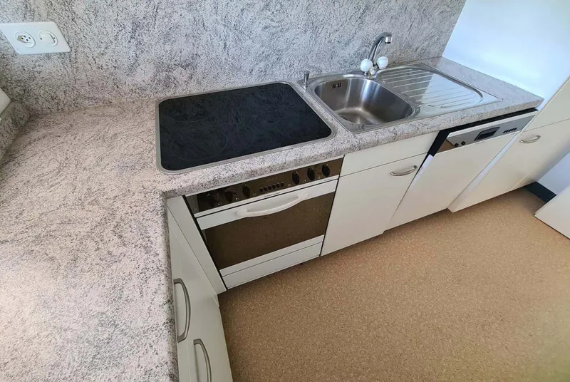 APPARTAMENTO 4 LOCALI CON PISCINA CONDOMINIALE A CADRO, foto 7
