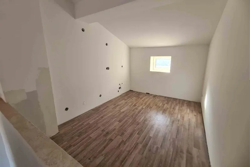 CASA DI NUCLEO 4.5 LOCALI IN RISTRUTTURAZIONE A SAVOSA, foto 5