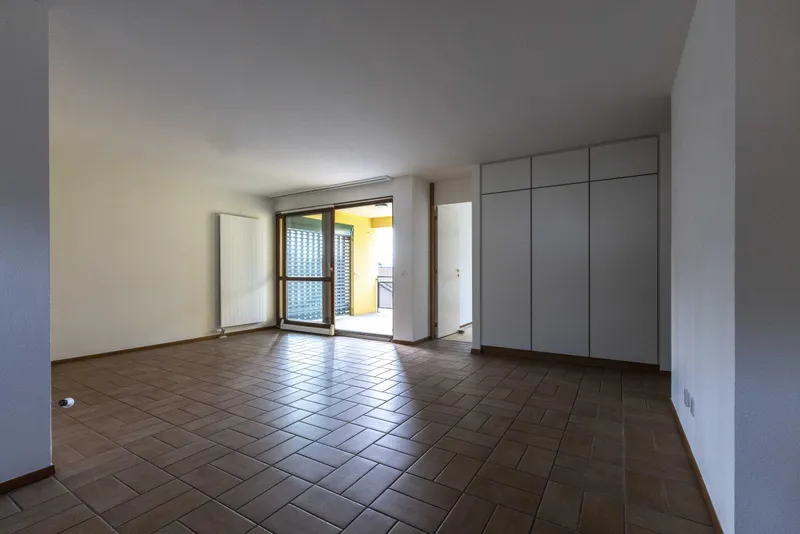 SPAZIOSO 4.5 LOCALI CON TERRAZZA E VISTA APERTA A CADEMPINO, foto 1