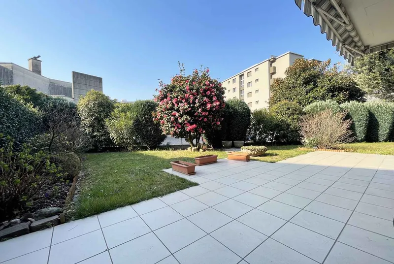 VILLA A SCHIERA CON TERRAZZA ED AMPIO GIARDINO A PREGASSONA, photo 1
