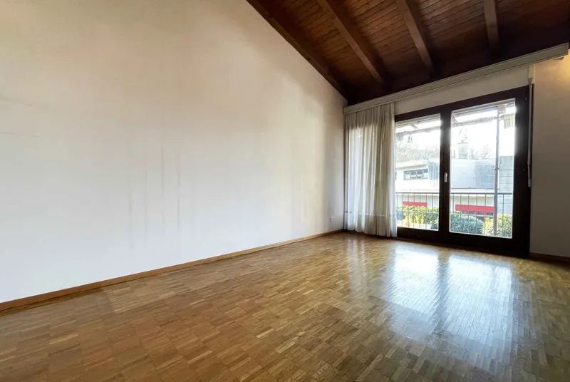 VILLA A SCHIERA CON TERRAZZA ED AMPIO GIARDINO A PREGASSONA, photo 7