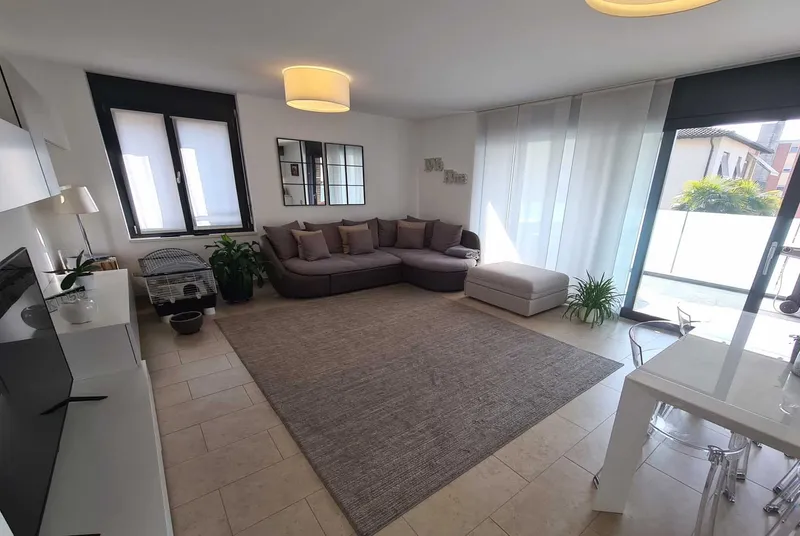 MODERNO APPARTAMENTO 4.5 LOCALI CON TERRAZZA A PREGASSONA, foto 2