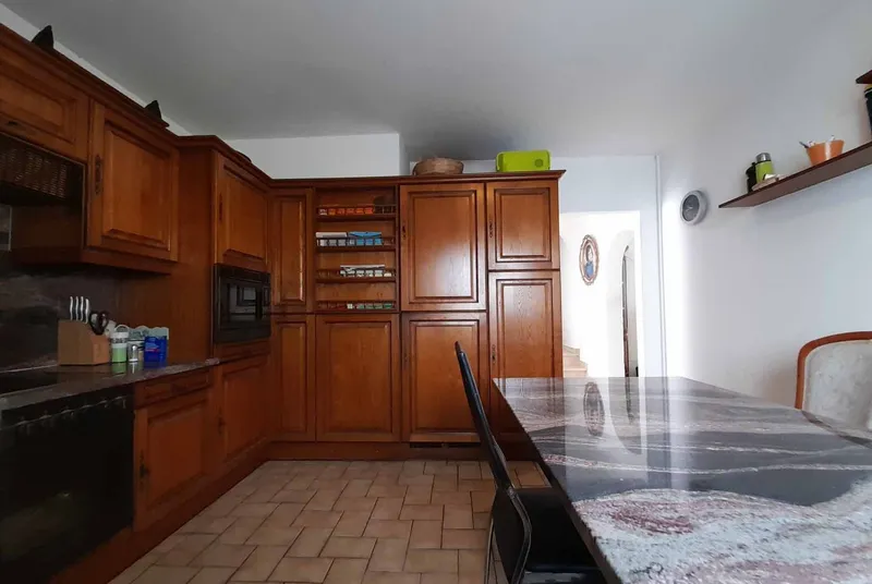 APPARTAMENTO 4.5 LOCALI CON AMPIE TERRAZZE A CUGNASCO, foto 9