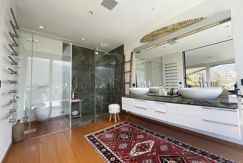 MERAVIGLIOSA VILLA DI DESIGN 4.5 CON JACUZZI A CADEMPINO, Foto 12