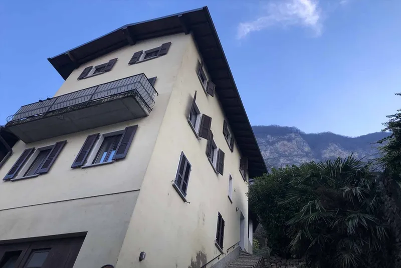 AFFITTASI AMPIO 4.5 LOCALI ARREDATO CON TERRAZZA A CAPOLAGO, Foto 6