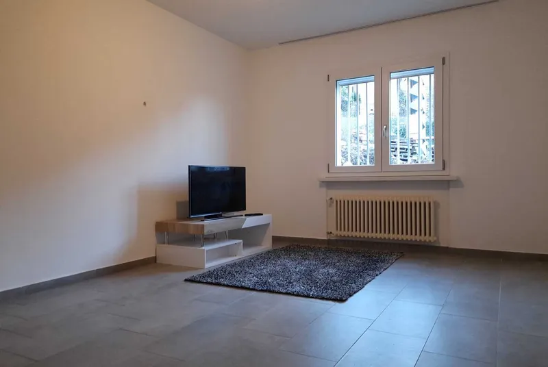 AFFITTASI MODERNO ED ELEGANTE 2.5 LOCALI A CADENAZZO, Foto 1