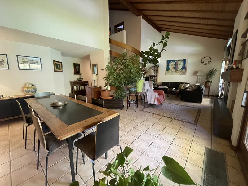 VILLETTA 6.5 LOCALI CON AMPIO GIARDINO E PISCINA AD ORIGLIO, foto 2