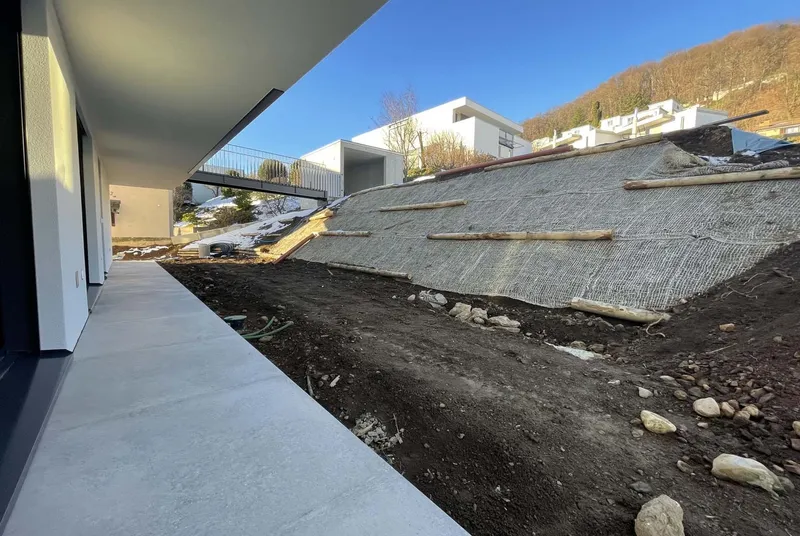 AFFITTASI NUOVO 3.5 CON TERRAZZA E GIARDINO IN COLLINA D'ORO, photo 10