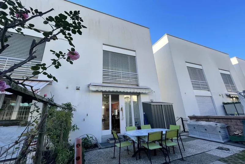 GRANDE CASA A SCHIERA 5.5 LOCALI CON GIARDINO A MASSAGNO, foto 9