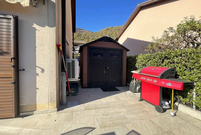VILLETTA UNIFAMILIARE 5.5 LOCALI CON GIARDINO A MEZZOVICO, Foto 8