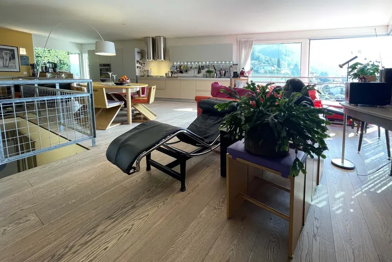 MODERNA ED AMPIA VILLA BIFAMILIARE VISTA LAGO A MELANO, Foto 5