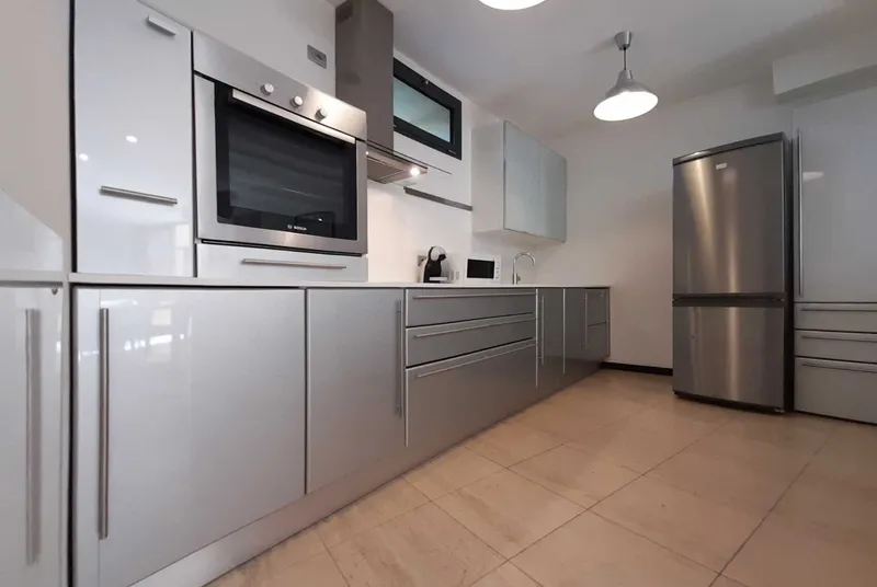 AFFITTASI 5 LOCALI ARREDATO CON GIARDINO PRIVATO A PORZA, foto 5