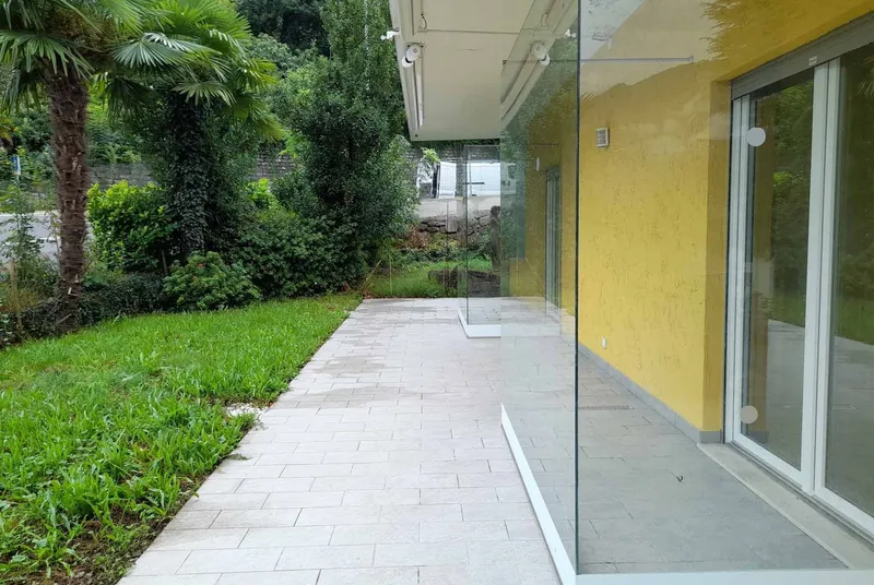 AFFITTASI DUPLEX 4 LOCALI MODERNO CON GIARDINO A CADENAZZO, foto 2