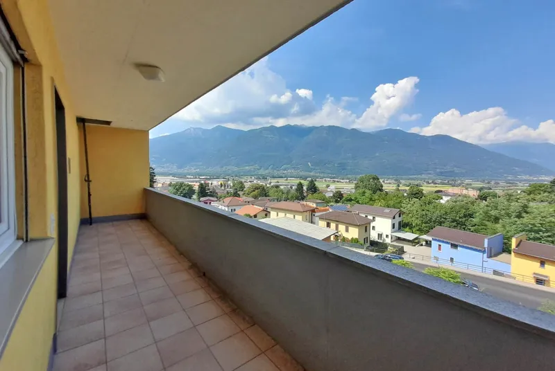AFFITTASI ATTICO DI 4.5 LOCALI CON DUE TERRAZZE A CADENAZZO, Foto 2