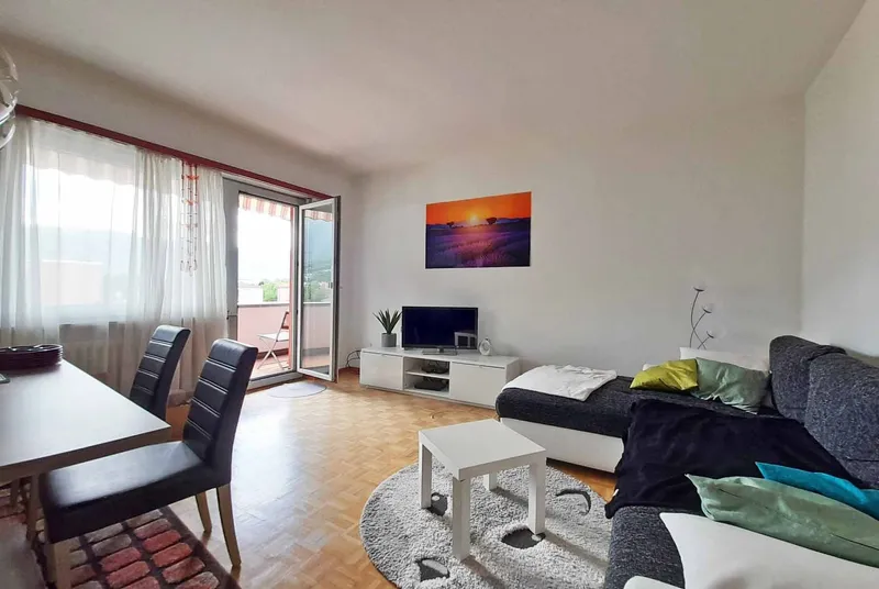 AFFITTASI APPARTAMENTO 3.5 LOCALI CON BALCONE A BELLINZONA, foto 2