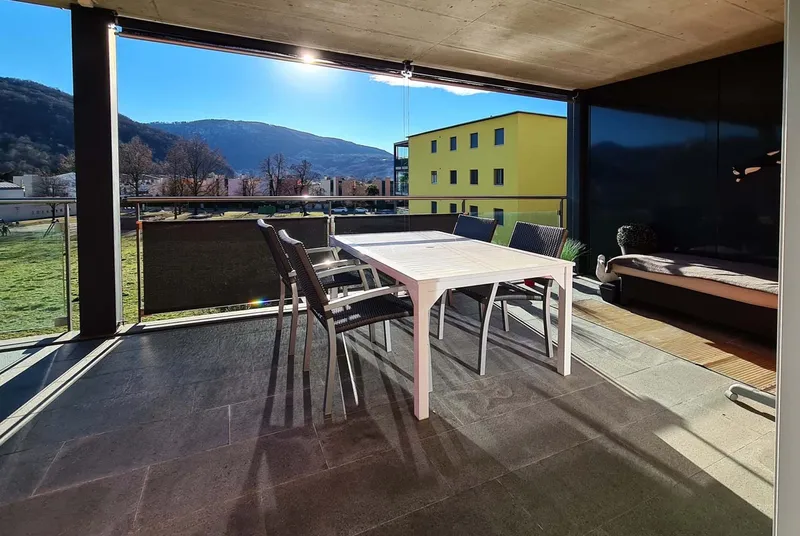 AFFITTASI MODERNO 2.5 CON TERRAZZA E PISCINA A CASLANO, foto 11