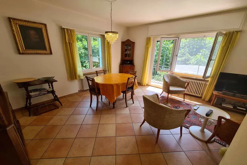 GRANDE CASA BIFAMILIARE CON TERRENO EDIFICABILE A PURASCA, foto 4