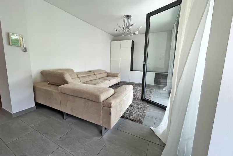 MODERNO 3.5 LOCALI IN ZONA CENTRALE E PIANEGGIANTE A LUGANO, Foto 5