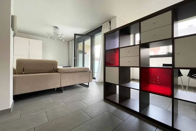 MODERNO 3.5 LOCALI IN ZONA CENTRALE E PIANEGGIANTE A LUGANO, Foto 1