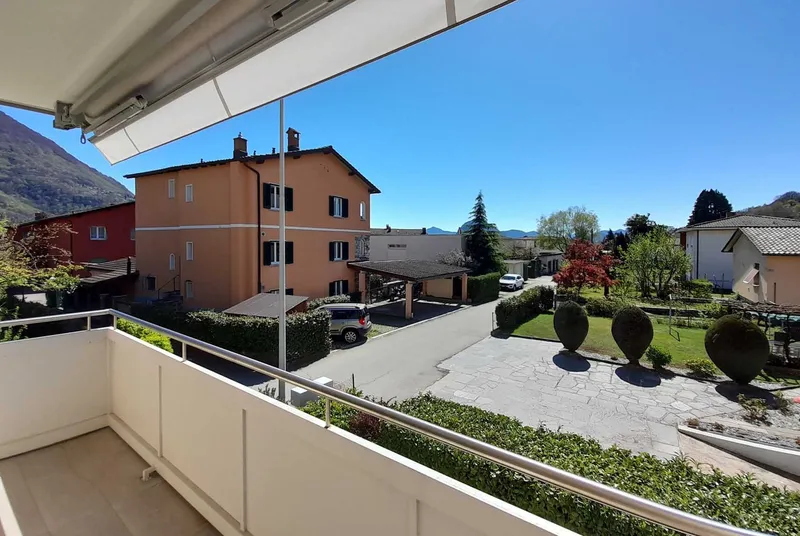 AFFITTASI AMPIO 3.5 LOCALI CON BALCONE A CANOBBIO, foto 3