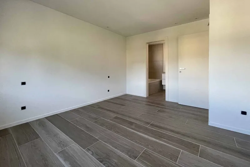 NUOVO ATTICO 3.5 LOCALI CON TERRAZZA SUL TETTO A CANOBBIO, photo 7