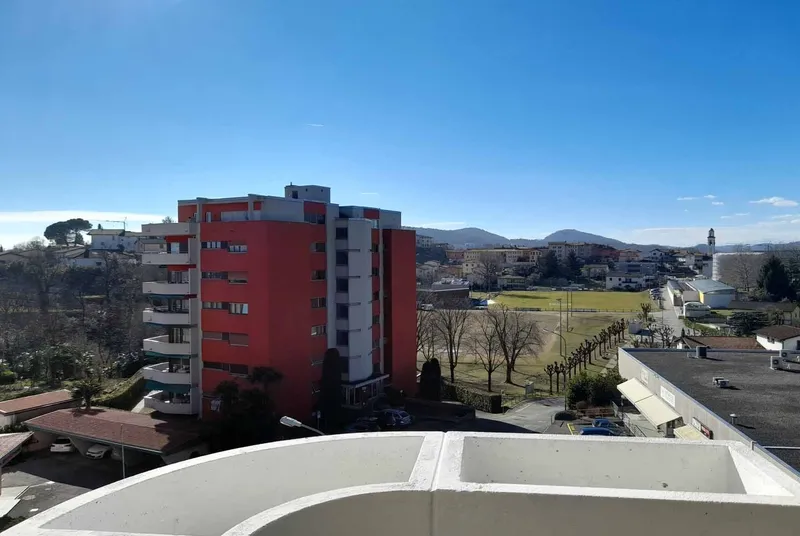 OCCASIONE - AFFITTASI 2.5 LOCALI CON BALCONE A COLDRERIO, foto 2