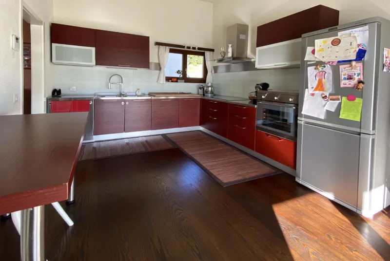 STUPENDA VILLA 7 LOCALI CON TERRAZZA E GIARDINO A BESAZIO, foto 5