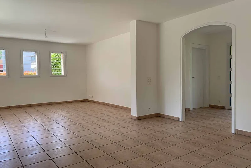 BELLISSIMA VILLETTA INDIPENDENTE 5.5 LOCALI A MEZZOVICO, Foto 6