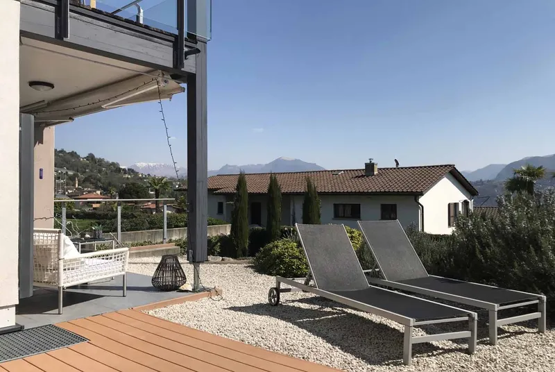 CASA INDIPENDENTE CON GIARDINO E TERRAZZE VISTA LAGO A PURA, photo 7