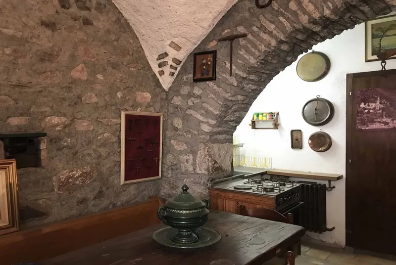 CARATTERISTICA CASA 4.5 LOCALI NEL NUCLEO DI MORCOTE, foto 13