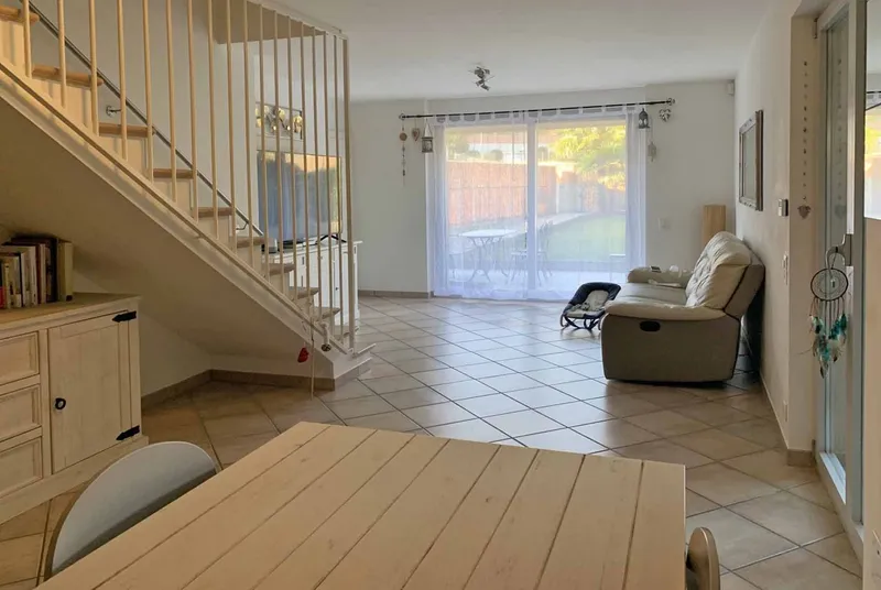 DUPLEX 3.5 LOCALI CON GIARDINO PRIVATO A LUGANO BREGANZONA, foto 3