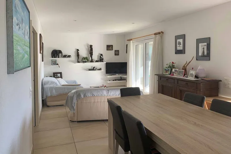 CASA MODERNA UNIFAMILIARE 5.5 LOCALI CON GIARDINO A SIGIRINO, foto 3
