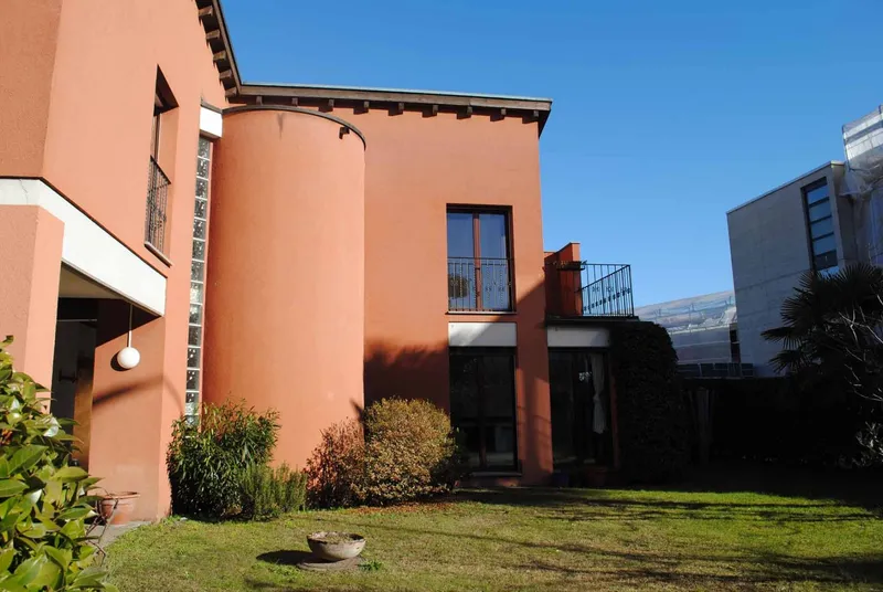 CASA INDIPENDENTE 5.5 LOCALI CON GIARDINO A CASLANO, foto 9