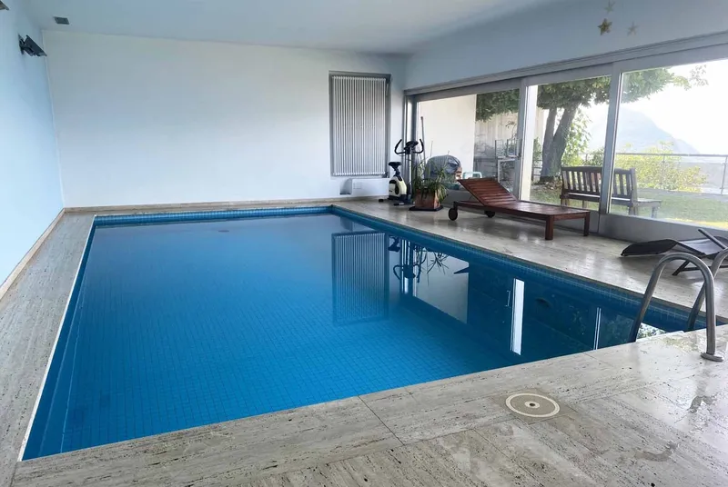 2.5 LOCALI CON VISTA LAGO PANORAMICA E PISCINA A LUGANO, foto 10