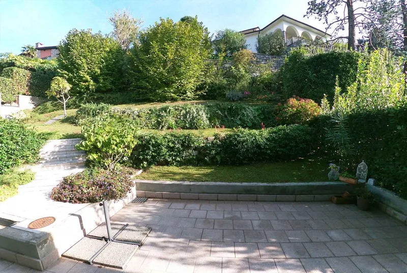 AMPIO 3.5 LOCALI CON TERRAZZA E GIARDINO A MENDRISIO CENTRO, foto 9