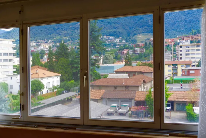 4.5 LOCALI LUMINOSO E CENTRALE CON TERRAZZA A CHIASSO, foto 11