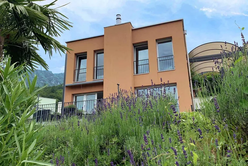 MODERNA CASA 4.5 LOCALI + STUDIO E VISTA PANORAMICA A ROVIO, foto 8